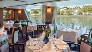 Amadeus River Cruises - Amadeus Provence - Panorama Restaurant.jpg